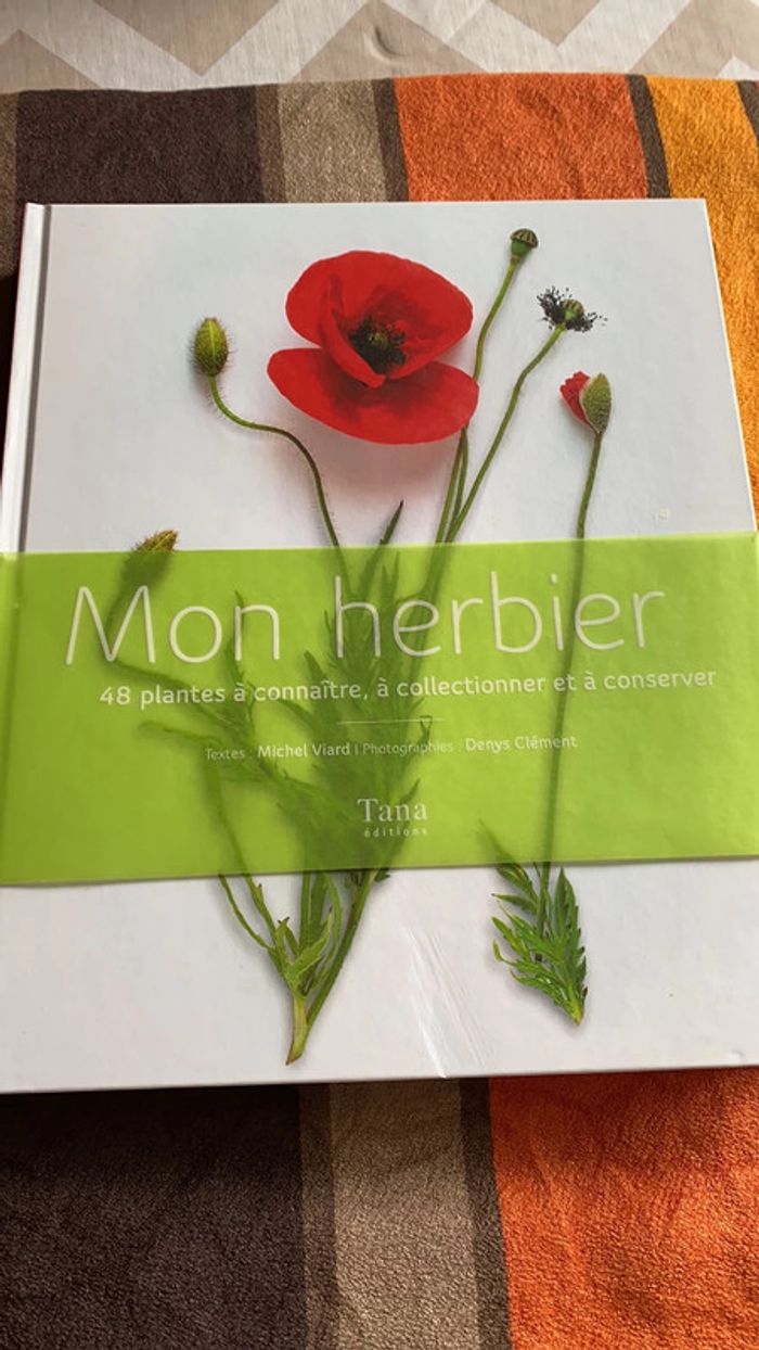 Livre mon herbier 48 plantes à connaître, à collectionner et à conserver tana éditions