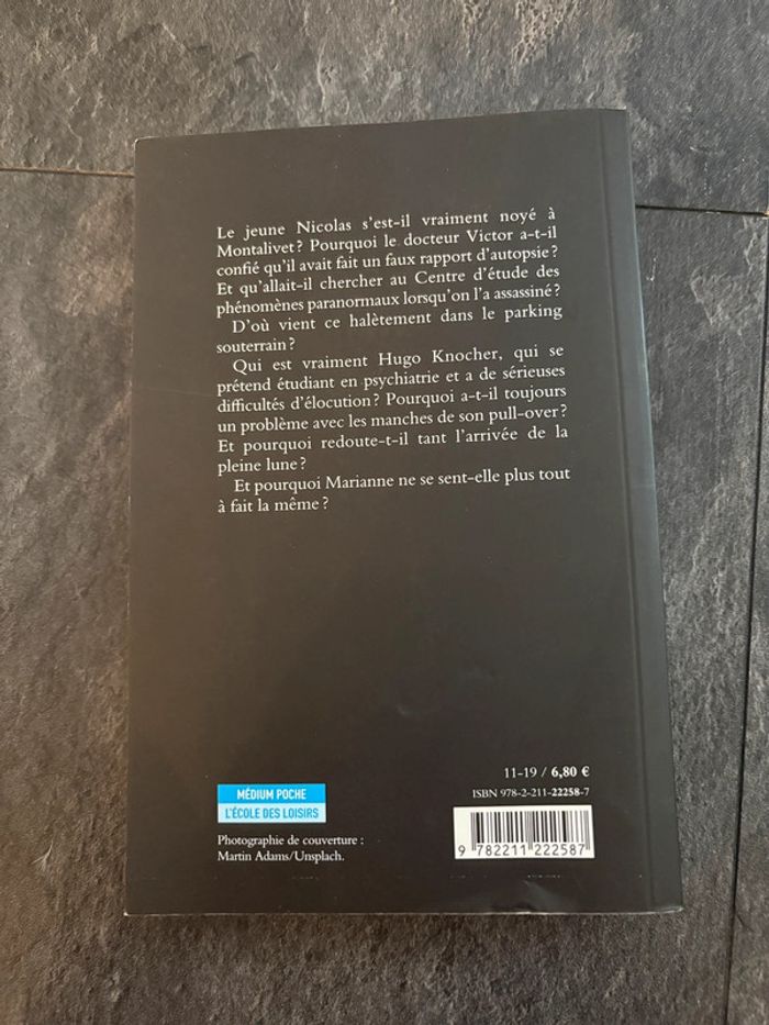 Livre : Amour, vampire et loup-garou - photo numéro 3