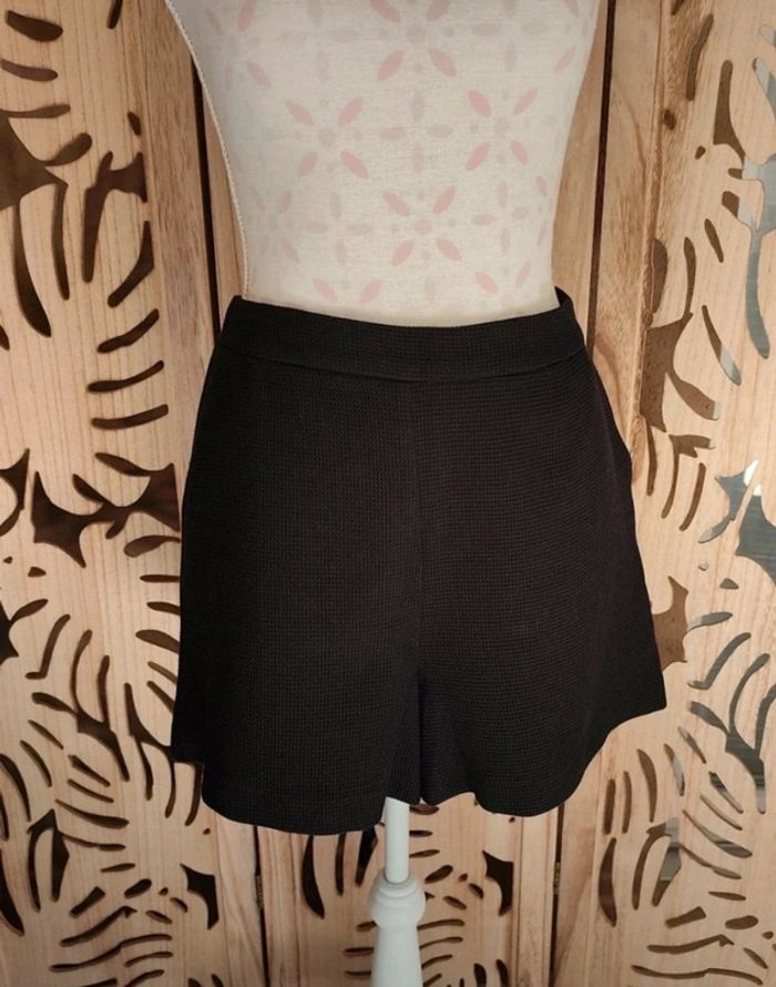 Short noir nid d'abeille - Taille 44 Promod - photo numéro 4