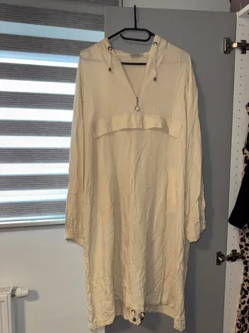 Tunique avec capuche taille xxxl