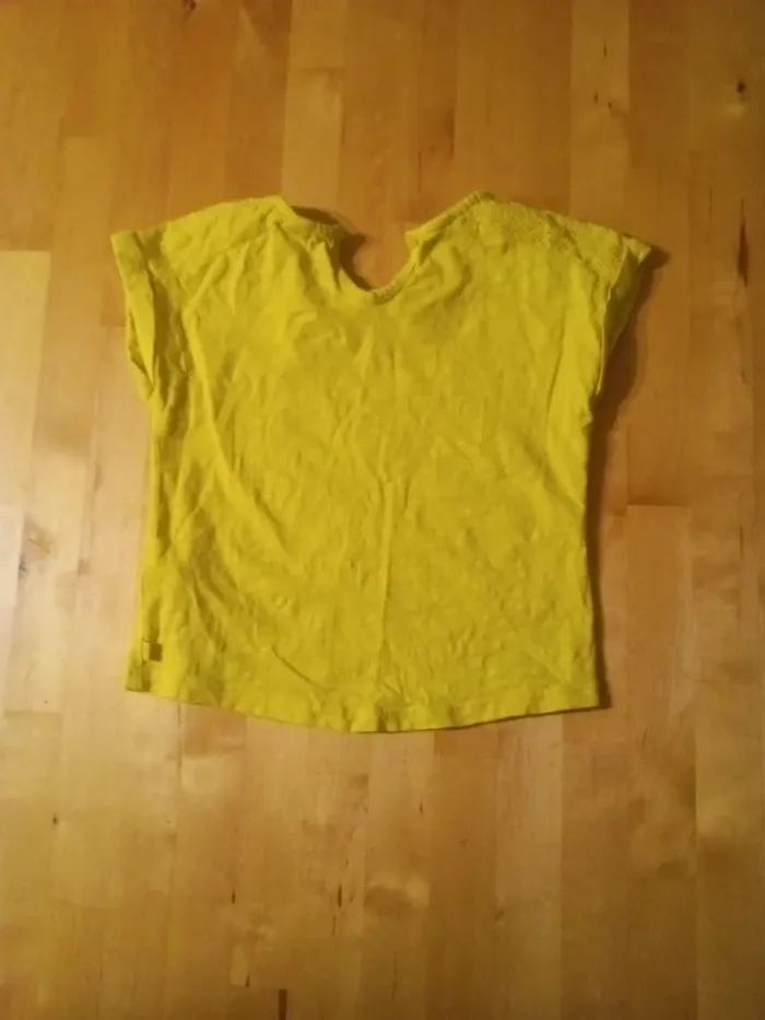 T-shirt jaune - photo numéro 5