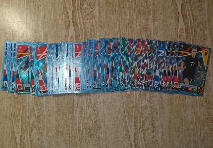 Lot de 88 cartes topps match attax euro 2024 BC