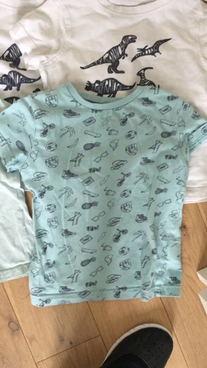 Lot 8 t shirt - photo numéro 4