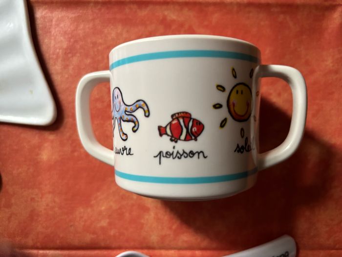 Lot de vaisselle en melamine pour enfant : assiettes, bol, tasse - photo numéro 6