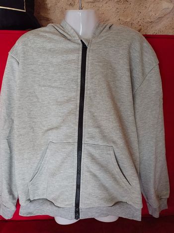Veste 11/12 ans neuve