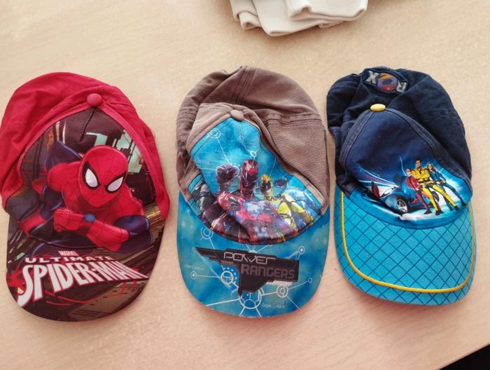 Lot de 3 casquettes