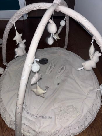 Tapis d’éveil bébé 