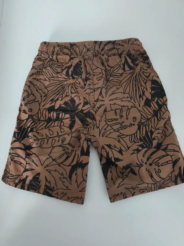 Short motif feuilles - photo numéro 2