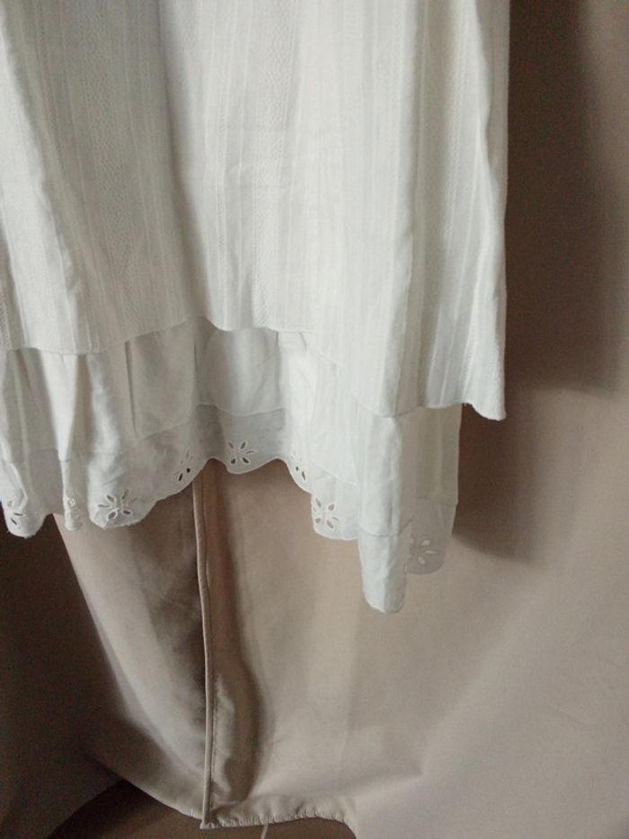 Robe blanche travaillée et avec une doublure M&S taille 40-42 - photo numéro 4