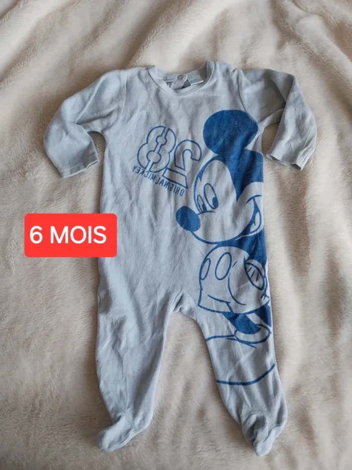 Pyjamas 6 mois