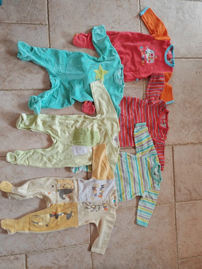 Vêtement 9mois - photo numéro 2