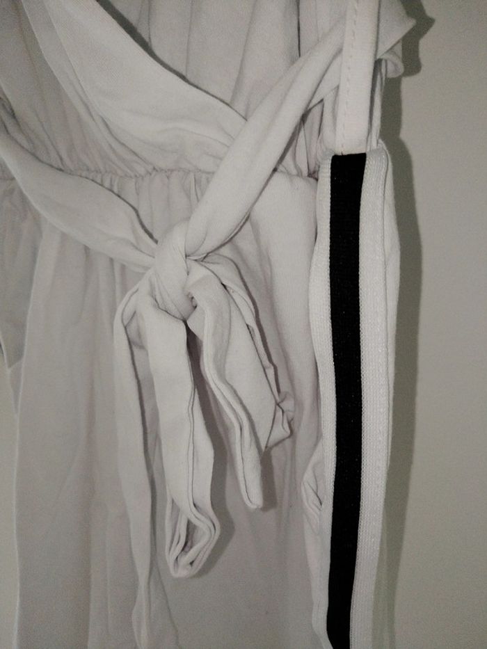 Combishort manches courtes blanche à bandes noires - photo numéro 2