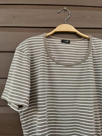T-shirt rayé Autre Ton