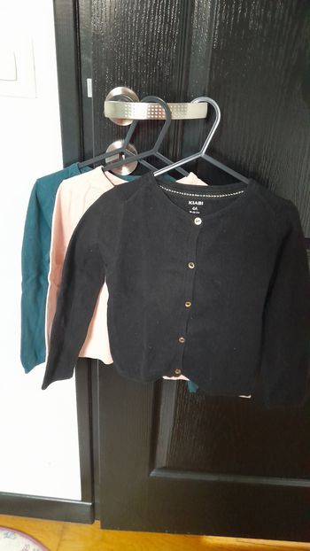 Lot gilets fille 4ans