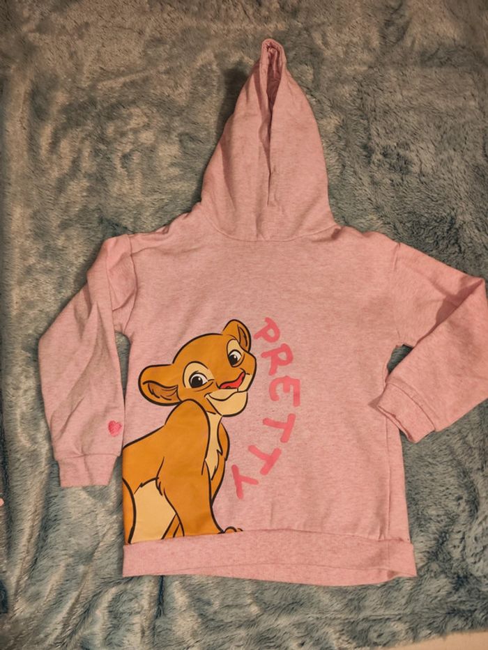 Pull sweat roi lion 8 ans