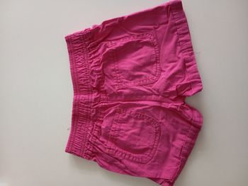 Short fille