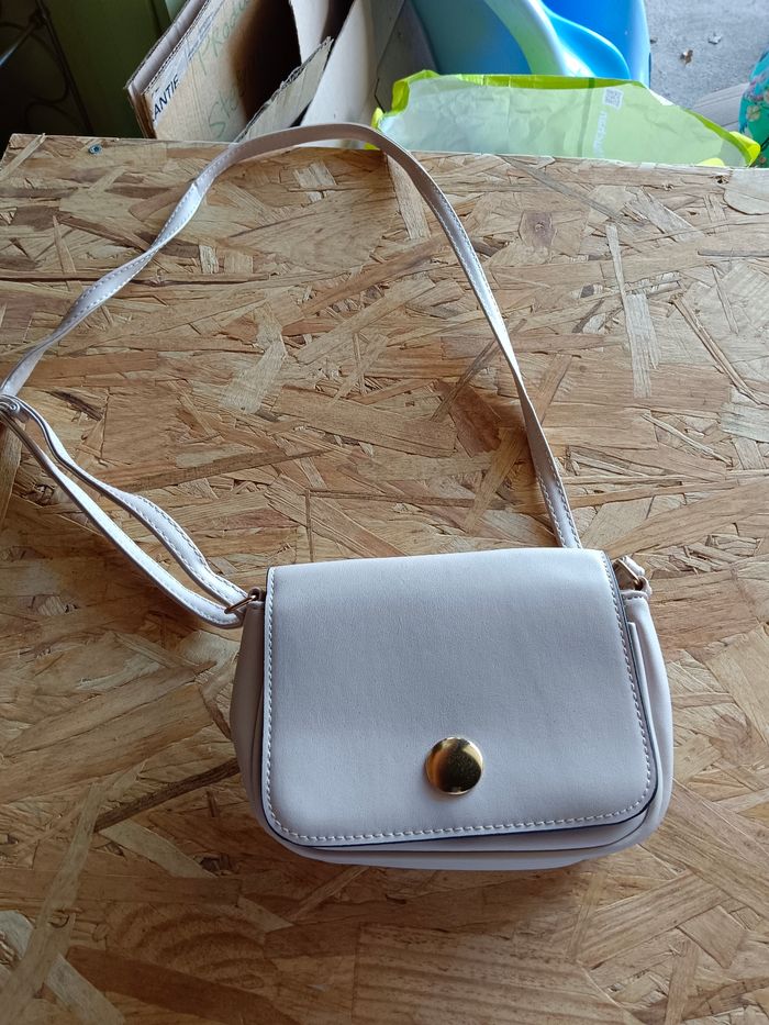 Pochette cérémonie beige