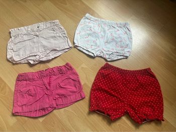 Lot 4 shorts 2 ans