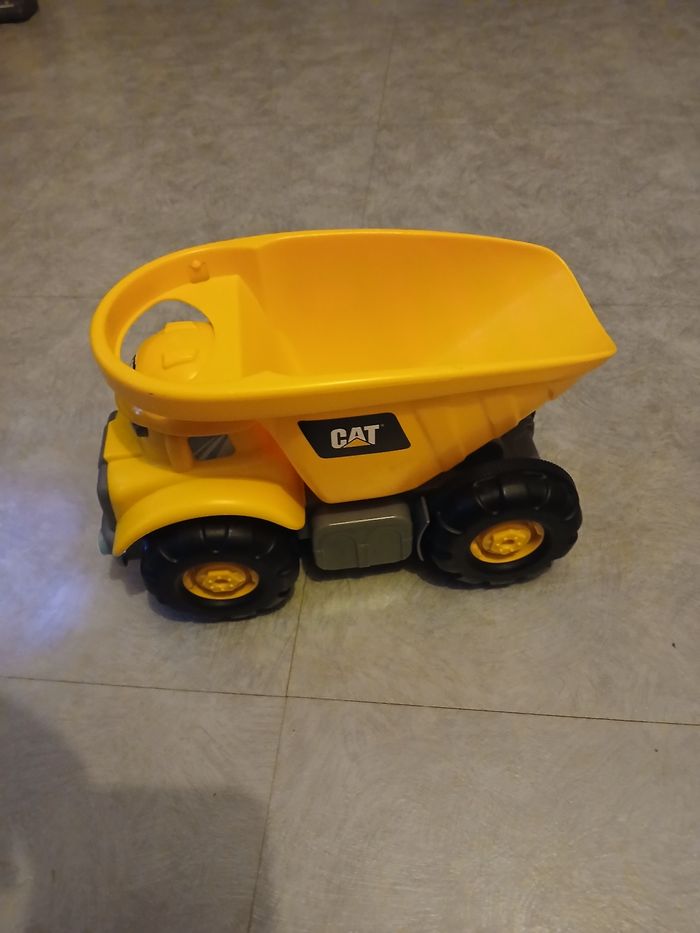 Camion de chantier - photo numéro 4