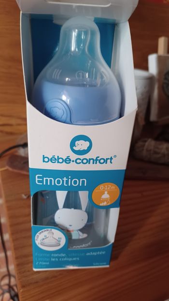 Lot de 2 biberons confort emotion 0-12 mois