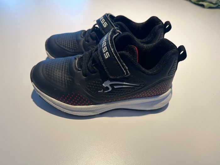 Basket Airness Taille 27 - photo numéro 2