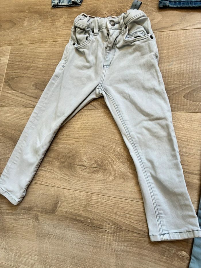 Lot 13 jeans 2/3 ans - photo numéro 5