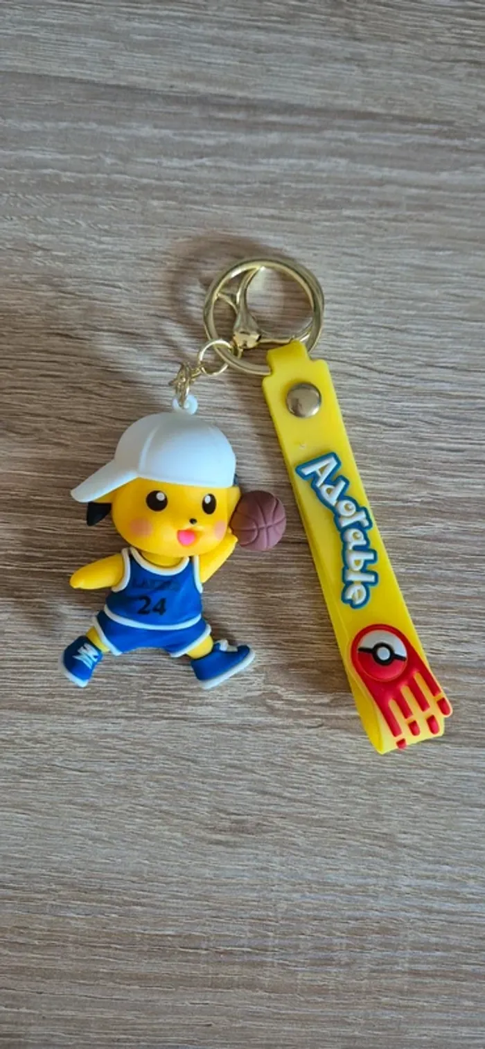 Porte clés 🔑 Pokémon basket 🏀