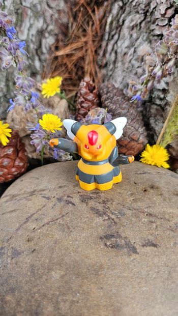 Super figurine Pokemon Nintendo finger puppet apireine