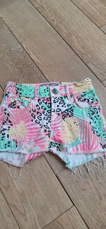 Beau short coloré