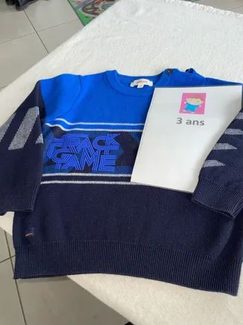Pull catimini trois ans