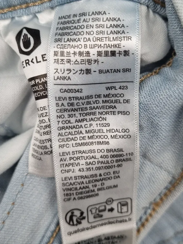 Jean Levi’s 710 Super Skinny bleu clair – Taille 25x30 US / 34 FR Femme (mesures en photos) - photo numéro 10