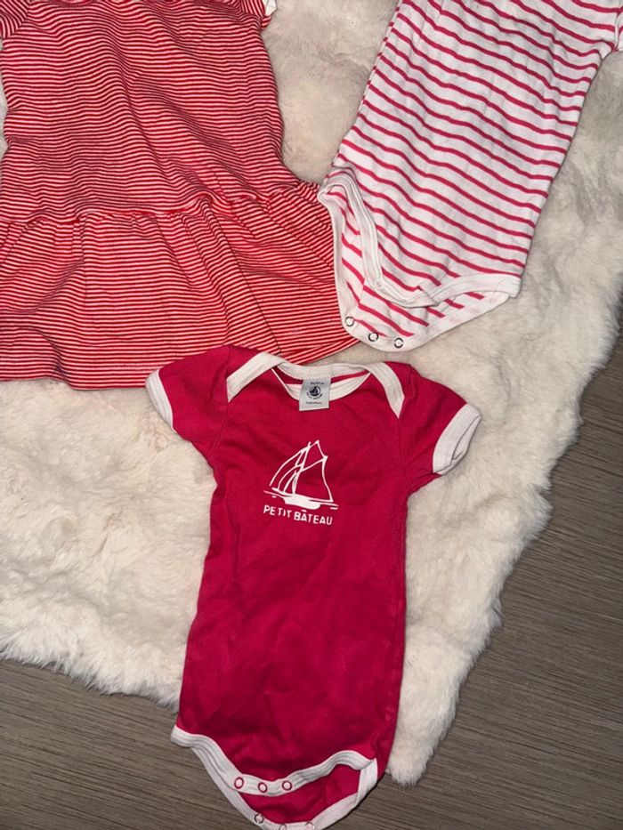 Lot fille petit bateau 6 mois - photo numéro 2