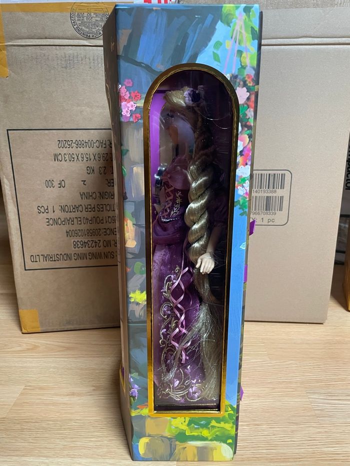 Raiponce poupée édition limitée disney - photo numéro 2