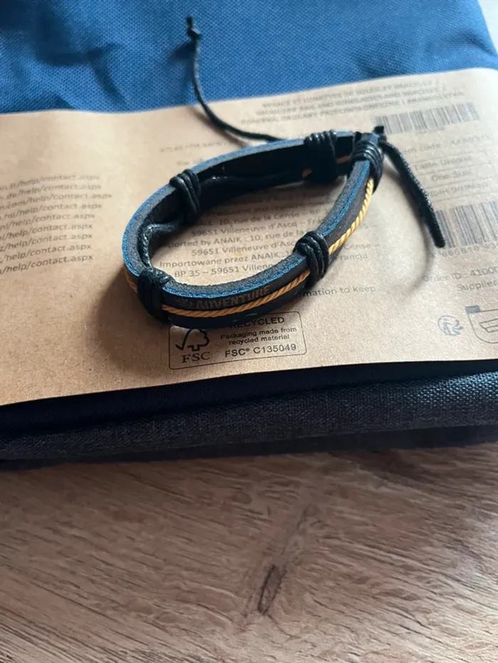 Sacoche et bracelet Homme bleu marine - neuf - photo numéro 6