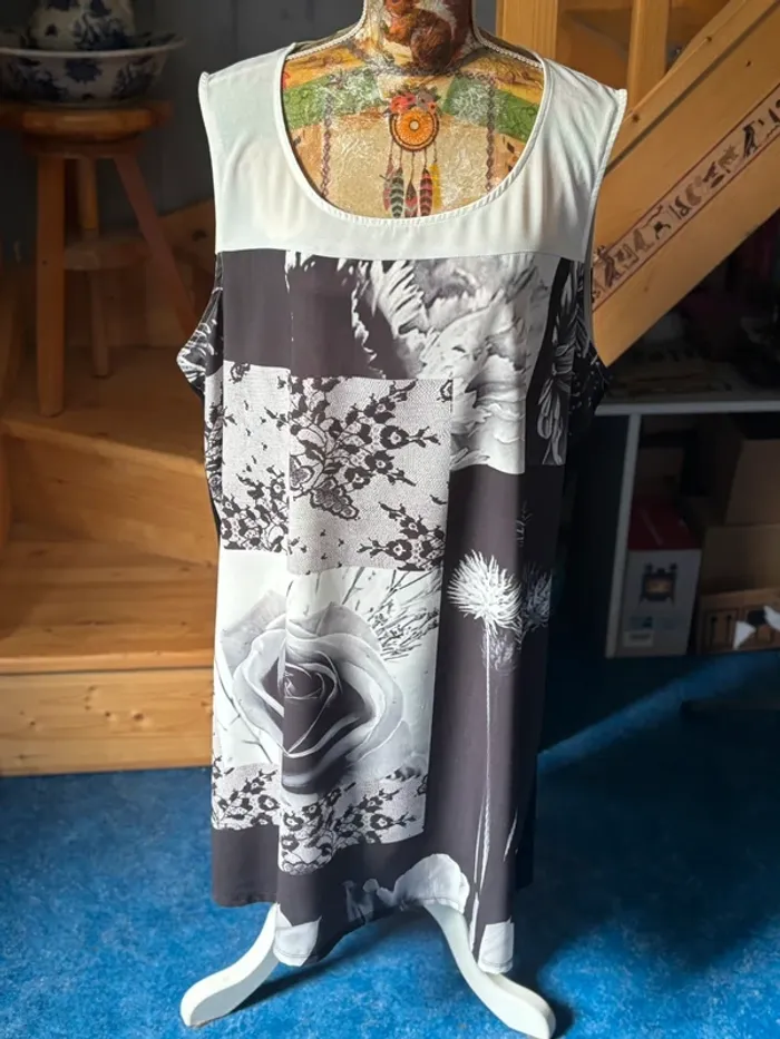 superbe robe fantaisie - photo numéro 2