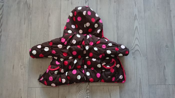 Veste hiver bébé fille 6- 9 mois