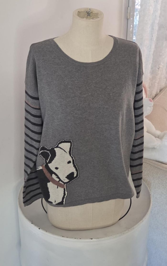 PULL LITTLE MISS CAPTAIN GRIS RAYÉ – MOTIF CHIEN – T.S – EXCELLENT ÉTAT - photo numéro 9
