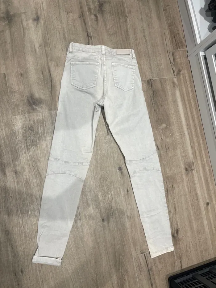 Pantalon texturé gris clair - photo numéro 2