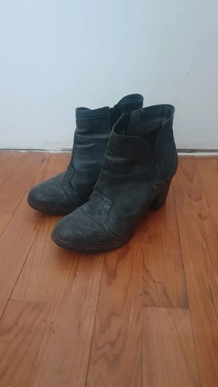 Bottines mustang très bon état - photo numéro 3