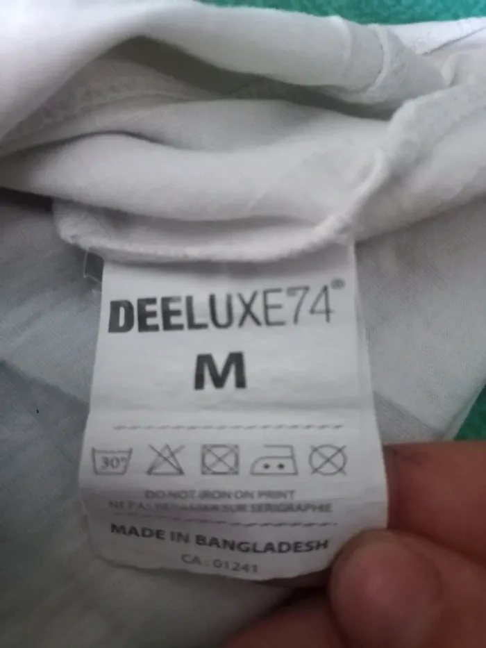Tshirt deelux taille M - photo numéro 5