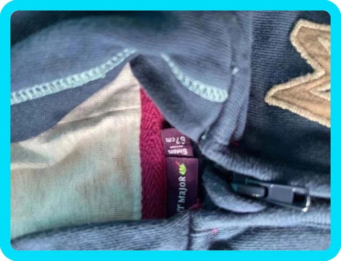 🎈Sweat zippé à capuche Sergent Major - Taille 6 mois - Parfait État!💫 - photo numéro 3