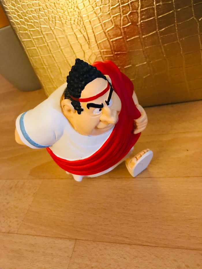 Figurine Caius obtus d’Astérix - photo numéro 2