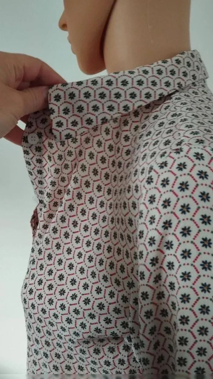 Blouse chemise beige avec motifs fleurs taille s femme - photo numéro 9