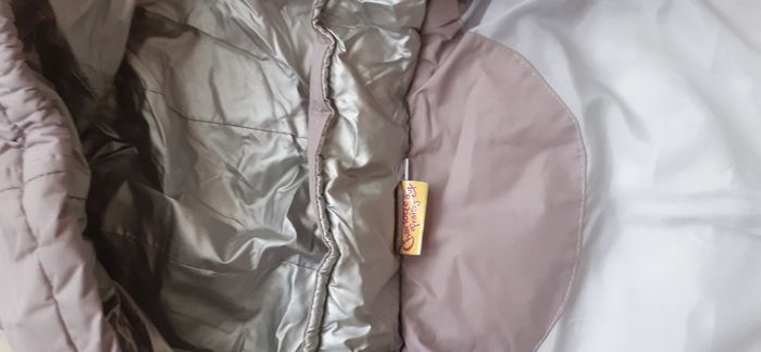 Un manteau de fille très bon état taille 3ans - photo numéro 5