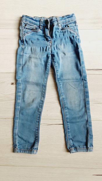 Vêtement fille pantalon jean super skinny Tape à l’œil TAO 4 ans