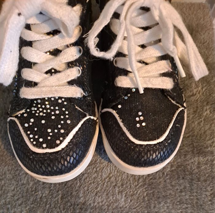 27 Chaussures montantes baskets a strass diamants à lacets fermeture eclair - photo numéro 4