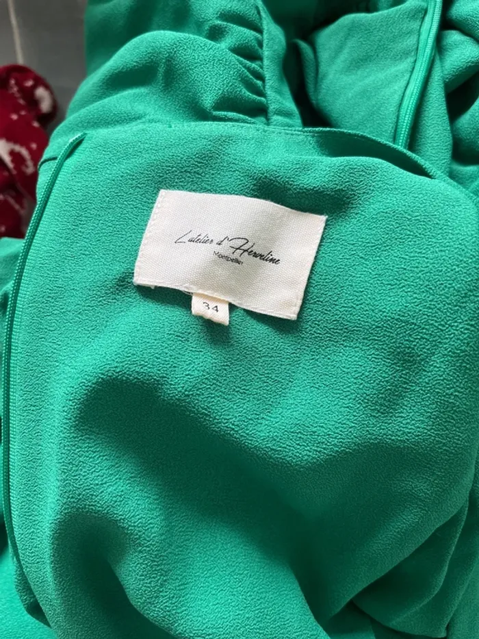 Robe verte longue - photo numéro 3
