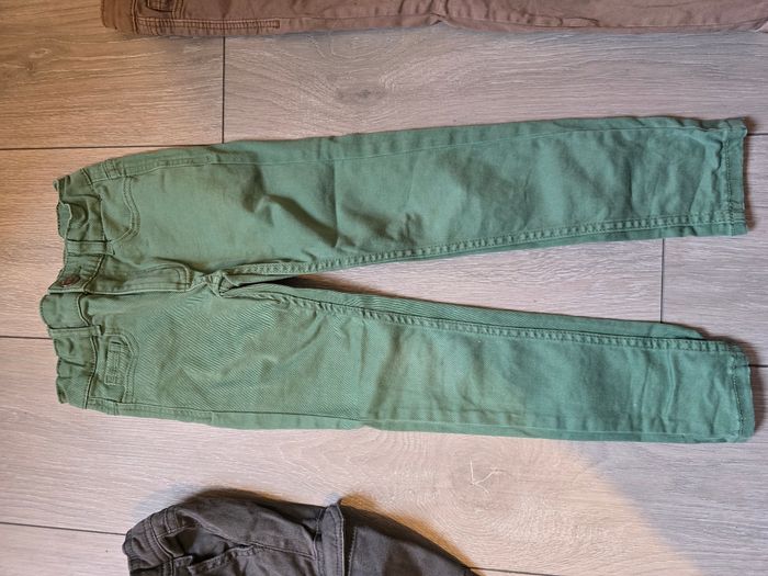 Lot pantalon 5ans - photo numéro 4