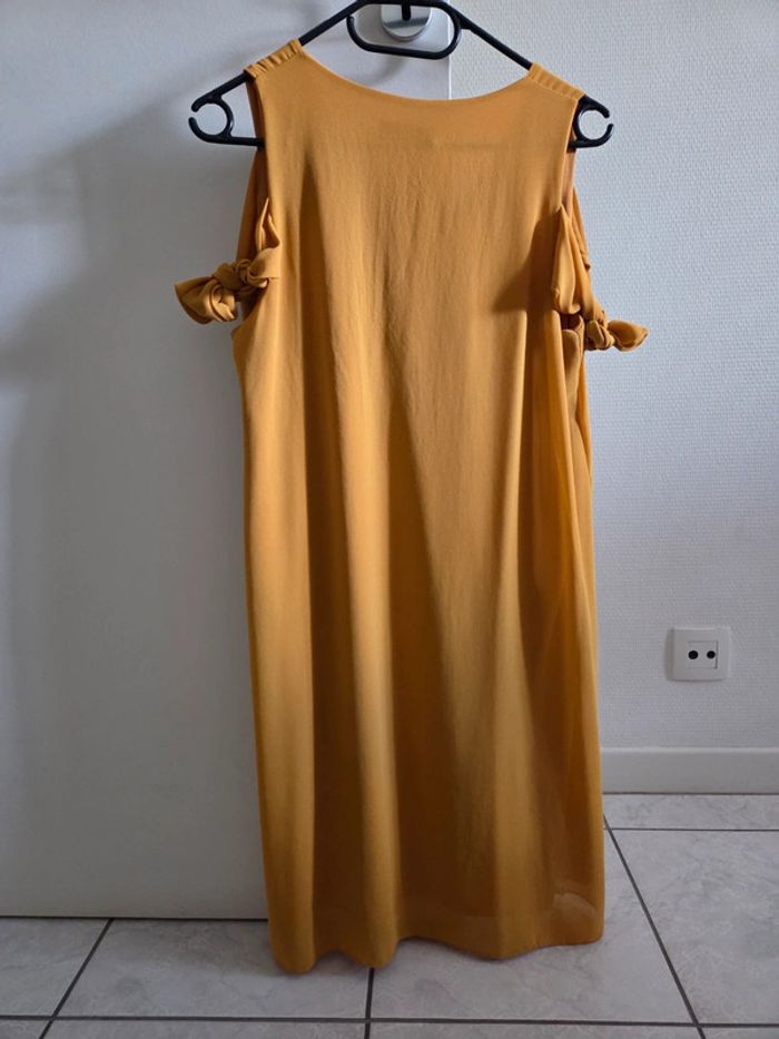 Robe moutarde - photo numéro 2