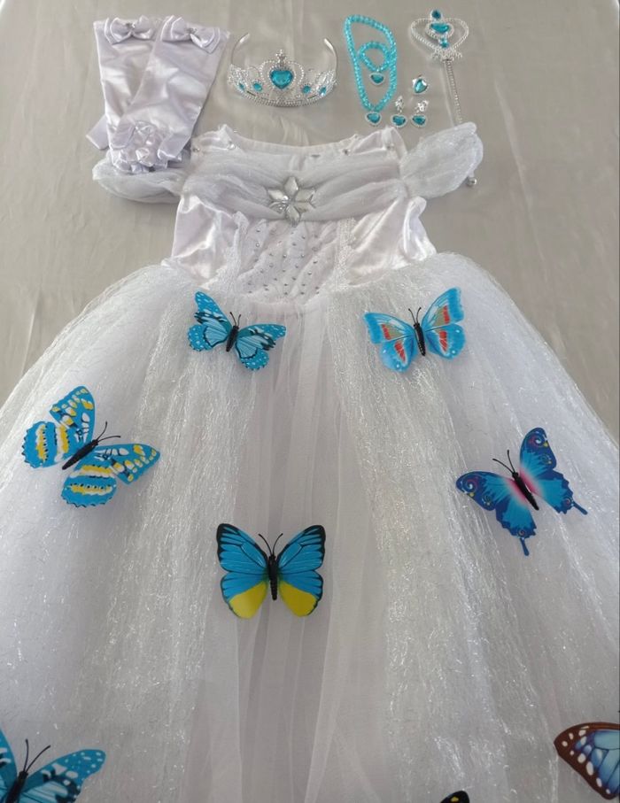 Déguisement robe princesse blanche papillon 5-6ans